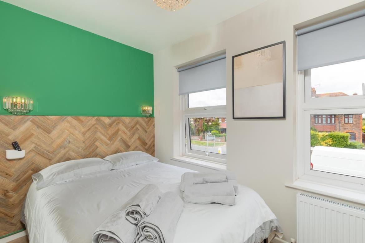 ליטלהמפטון Ocean Apartments, Apartment 1 - Bright And Modern 1 Bedroom Apartment מראה חיצוני תמונה